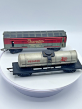 Vintage HO Tin Plate Train Lot Pegasus Chemical Car #753 &amp; Peacemaker #7571-125 - $28.49