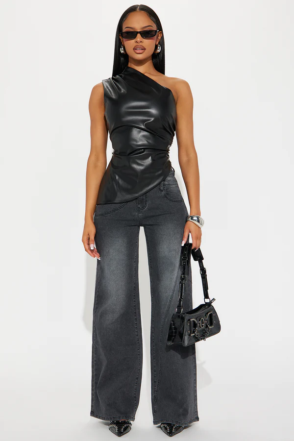 Best Angle Waistband Tab Wide Leg Jeans - Black Wash - $129.99 MXN