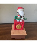 2011 Hallmark PEANUTS Christmas Band Wireless Motion Music Snoopy Works - $44.54