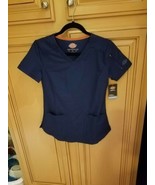 Women&#39;s Dickies Advance V-Neck Scrubs Top, Blue, 3 Front Pockets. Size XXS - $22.00