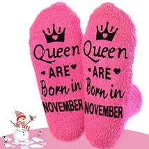 Ao Yee ZGL Queen ARE Born in August Women Socks Funny Birthday Gifts - $190.10 MXN