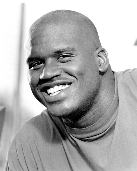 Shaquille O Neal Smiling Portrait 1997 24x30 Inch Poster Photographs Shaquille O Neal Smiling Portrait 1997 24x30 Inch Poster Photographs