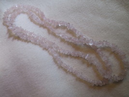 Rose Quartz Polished Chip Necklace Vintage Hippie &#39;60s/&#39;70s - £13.45 GBP