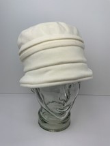 Isotoner Hat Womens Cloche Style Recycled Fleece SmartDri Winter White O... - £17.02 GBP