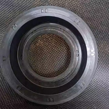 1Pcs New For XH0409E Oil Seal 35X73X10 - €35,86 EUR
