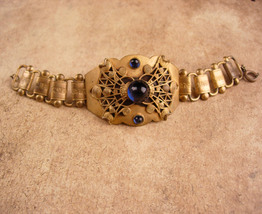 Vintage Victorian Bracelet - arched blue cab top - bookchain links - ornate gold - £131.89 GBP