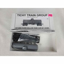 Tichy Train Group Kit 4025 Single Dome 10,000 Gallon Tank Car Undecorate... - £16.09 GBP