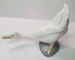 Nao By LLADRO White Goose Figurine 1978  Daisa Spain 6in Long Porcelain ... - $24.70
