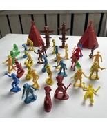 Vintage Cowboys &amp; Indians Lot Plastic Figures Playset Teepees And Totem ... - £14.62 GBP