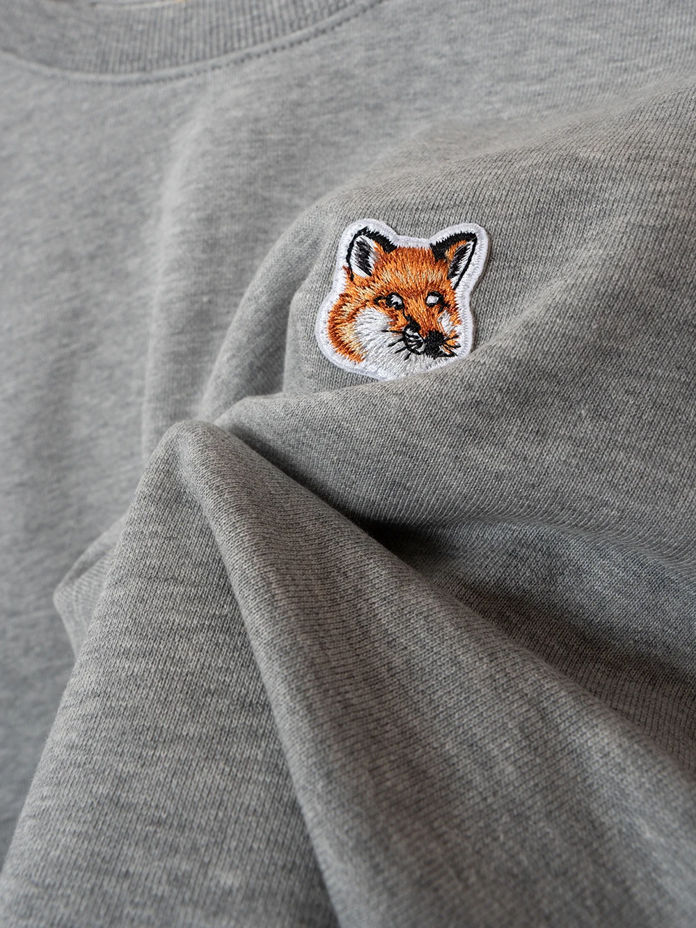 Sporting Brand Fox Head Embroidery Logo Women Men Sweatshirts Autumn Winter Long - £50.60 GBP