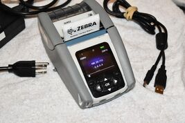Zebra ZQ610 Direct Thermal Label Printer with A/C Adapter and Charged Ba... - $1,299.58 MXN