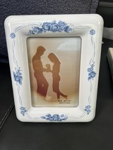 Vintage Blue Floral Ceramic Photo Frame 3.5x5 inches - $464.58 MXN