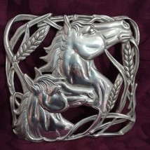Arthur Court 2 Horse W/Wheat Trivet Stalks Striking Detail Made Of Alumi... - £23.64 GBP