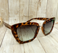 Tahari Brown Animal Print Gradient Sunglasses - HHTH0211-R - $25.69