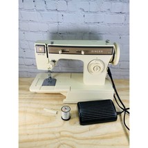 Vintage Singer Merritt 1802 Sewing Machine With Pedal - £22.50 GBP