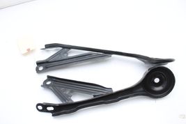 10-13 LEXUS IS250C REAR CROSSMEMBER BRACKETS PAIR Q5346 image 10