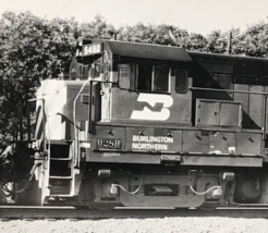 Burlington Northern Railroad BN #5452 U28B Locomotive Train Photo Aurora... - $9.49