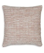 Nashlin - Pillow - $1,748.40 MXN