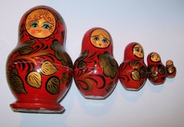 Vintage five 5 piece set Babushka Babuska Matryoshka nesting dolls made in USSR - £35.92 GBP