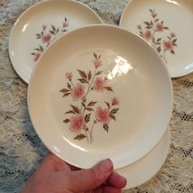 4 Wild Quince Bread and Butter Plates by Taylor Smith Taylor FREE US SHI... - £22.06 GBP