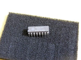 Espec. Military Very Rare Ic 7901401EA Cdip Integrated Chips - £21.43 GBP