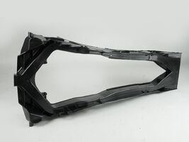 2003-2006 Mercedes Benz Cl Class C215 Bracket Trim Armrest Console Cente... - $87.78