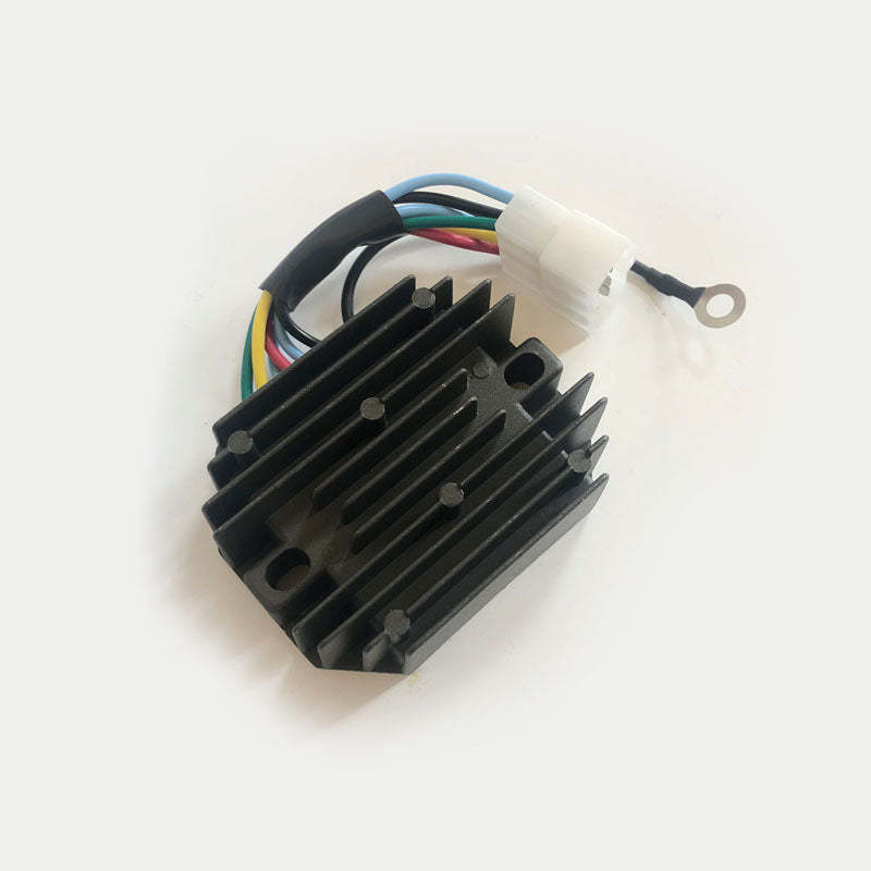 Free Shipping 12V Voltage Regulator 15533-64600 H1550-64600 76611-55440 ... - $19.00