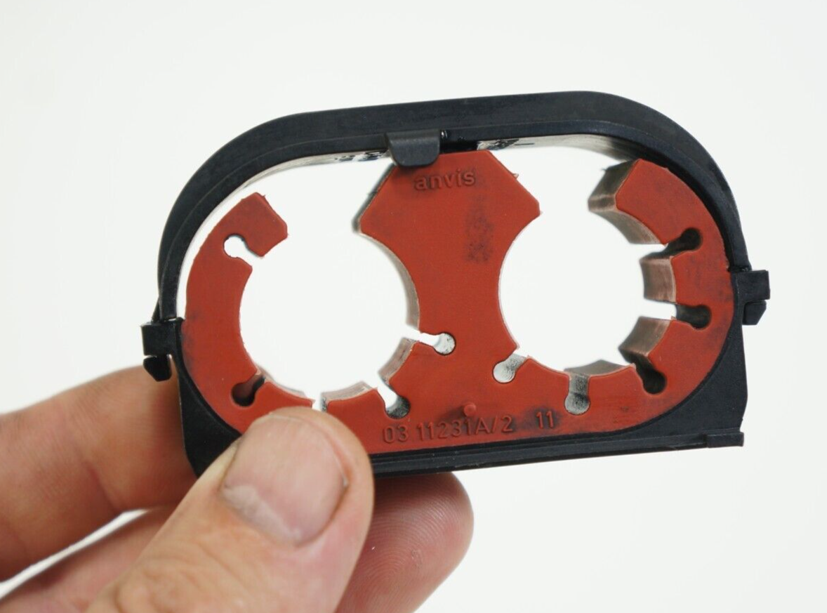 2011-2016 bmw 535i 528i 550i f10 hose pipe mounting bracket 17227591191 - $29.87