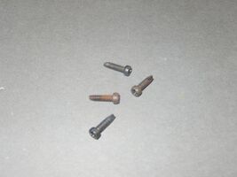 LIONEL PART- 8002-39  - 4 SCREWS - 6 X 1/2 - NEW- W46 - $1.23