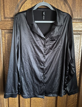 Torrid Sleep Dream Satin Long Sleeve Button Down Sleep Shirt Size 0 - £15.69 GBP