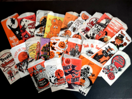 Lot Of 23 Different Vintage Halloween Candy Treat Bags Witches Black Cat... - £84.79 GBP