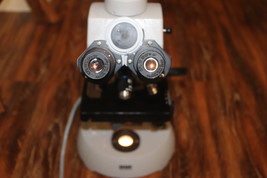 Zeiss Microscope Model KF2 With Objectives 3.2x 10x 40x 100x- rare - 3/19 - $345.00