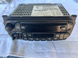 2005-2007 Chrysler Town &amp; Country Am Fm Cd Player Radio Receiver - $31.50