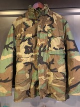 VTG US Army M65 Woodland Camo Field Jacket Coat Cold Weather w/ Liner Size Small - £53.99 GBP