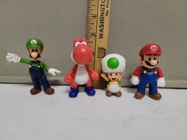 Super Mario Jakks Lot of 4 2.5&quot; Figures Mario Luigi Green Toad Red Yoshi Used - £19.73 GBP