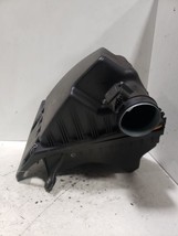 Air Cleaner Fits 06-07 BMW 525i 681107 - £64.62 GBP