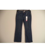 Women&#39;s Signature Levi Strauss Jeans.13 Medium. 99% Cotton/ 1% Spandex. ... - $21.78