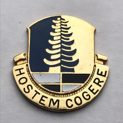 319th Military Intelligence Battalion Unit Crest Hostem Cogere USA Army US - £9.38 GBP