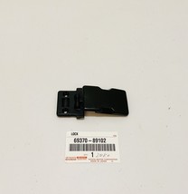 NEW GENUINE FOR TOYOTA LOCK ASSY  BACK WINDOW 69370-89102 - $35.35