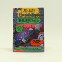 Goosebumps Reader Bewear # 8 Curse of the Creeping Coffin R.L. Stine 1996 - $9.65