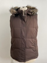 Gap M Brown Quilted Down Puffer Zip Snap Vest Faux Fur Trim Hood - £19.37 GBP