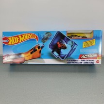 HOT WHEELS Flip Ripper Action Play set with one car NEW - £6.06 GBP