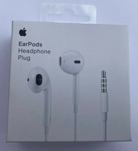 Apple Ear Pods With 3.5 Mm Headphone Plug MNHF2AM/A - £6.69 GBP