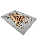Hand Tufted Grey Tibetan Tiger Rug Skin Big Cat/Tiger Muted Animal Rug S... - £148.11 GBP