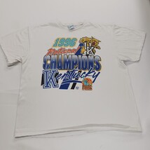 Vtg University Of Kentucky 1996 NCAA National Champions Graphic T-Shirt Men's XL image 13