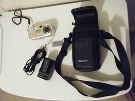 Sony Cyber-Shot 3.2 Mega Pixels Digital Camera 6X DSC-P72 &amp; Accessories #4000B - $35.99