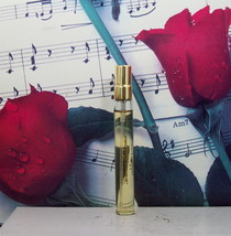 Tommy Bahama Island Life For Her 0.33 OZ. Purse EDP Spray. NWOB - $24.99