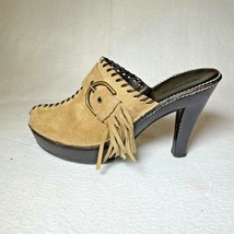 Coach Suede Tan 3 inch Heels with Buckle and Tassle Size 7B Retro Throwback - £18.70 GBP