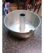 VTG Worthmore Aluminum AngelFood Cake Pan W/ Cooling Feet 10&quot; X4 1/4&quot; - £11.76 GBP