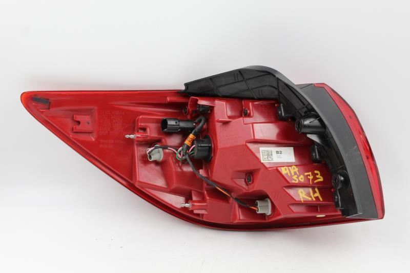 Right Passenger Tail Light Quarter Panel Mounted 2014-16 KIA SPORTAGE OEM #14618 Item image 2